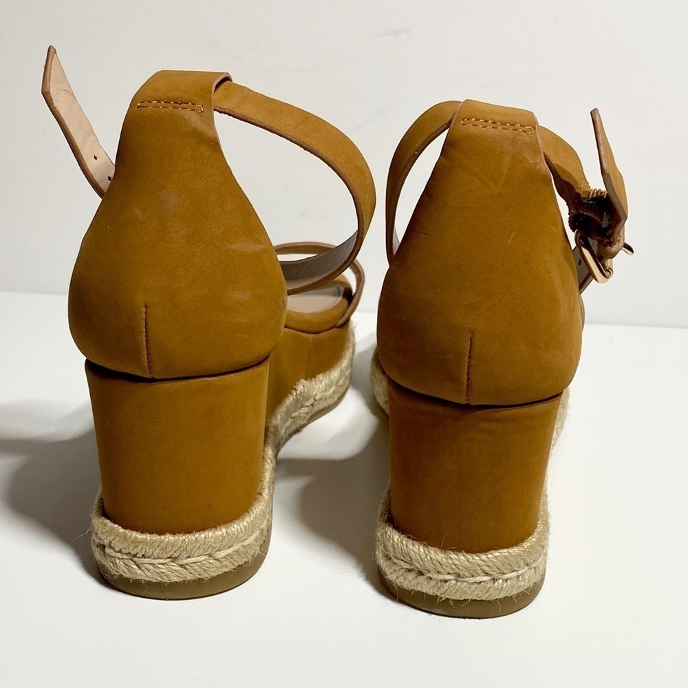 BCBGeneration Addie Wedge - Picture 4 of 6